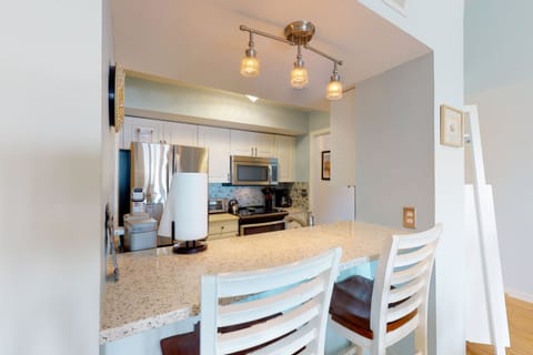 13104-Pelican-Watch-05172023_124922-2