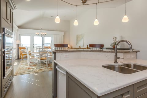 a43fc150-56c5-4426-98ed-6e60825ce4b7