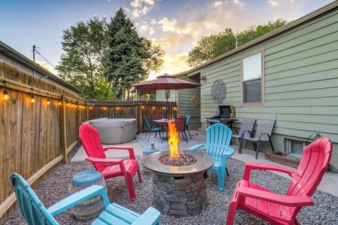 Enjoy cozy interiors, a private fenced backyard with a hot tub, and easy access to downtown, Memorial Park, and the Olympic Training Center.