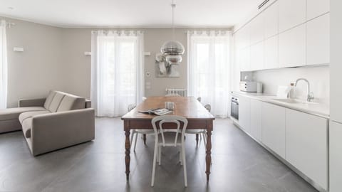 Apartment (1 Bedroom) | Interior
