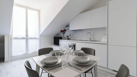 Apartment (1 Bedroom) | Interior