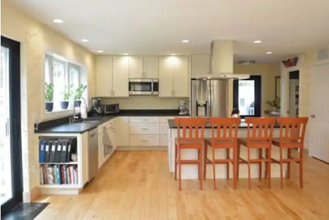 Open kitchen - plenty of room to gather, eat, and cook!