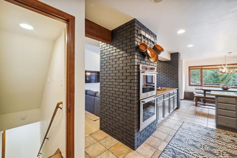 Kitchen, Twins Getaway at Meadow Creek, Breckenridge Vacation Rental