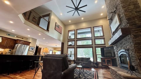 Floor to ceiling windows 