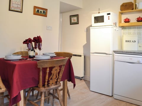 Kitchen with dining area | 1 Keldholme Cottage - Keldholme Holidays, Keldholme, near Kirkbymoorside