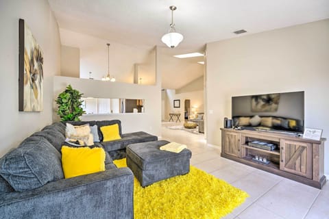 Kissimmee Vacation Rental | 3BR | 2BA | 1 Step Required | 1,621 Sq Ft