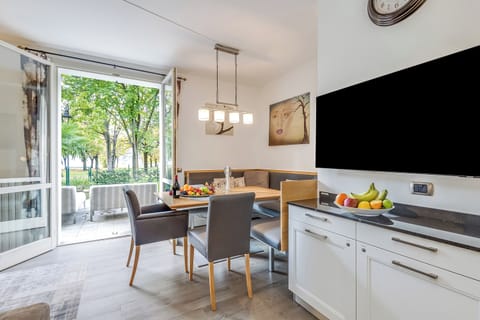 Kitchen and dining area