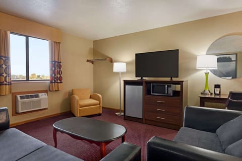 Suite, 2 Queen Beds, Non Smoking | Desk, laptop workspace, blackout drapes, free WiFi