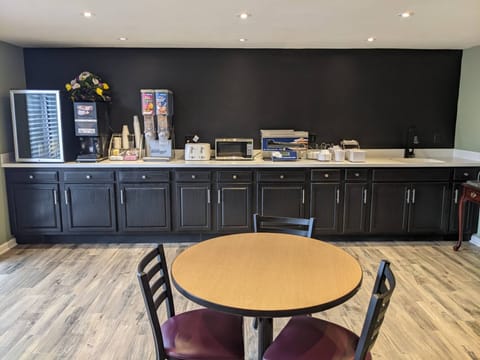 Free daily on-the-go breakfast