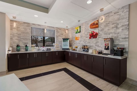 Free daily self-serve breakfast