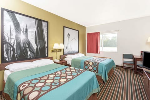 Room, 2 Double Beds, Non Smoking | Individually decorated, individually furnished, blackout drapes