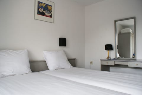 Standard Double Room, Balcony | Free WiFi, bed sheets, alarm clocks