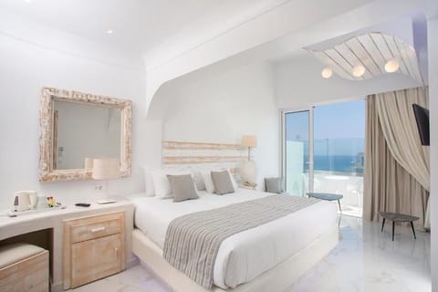 In-room safe, soundproofing, free WiFi