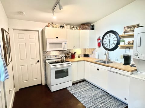 Cozy Cottage Hershey PA Kitchen