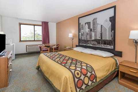 Room, Accessible, Refrigerator | Blackout drapes, free cribs/infant beds, Internet, bed sheets