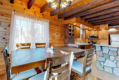 6 Person Dining Table