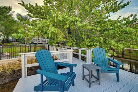 Tarpon Springs Vacation Rental | 1BR | 1BA | 2 Steps to Access | 1,000 Sq Ft