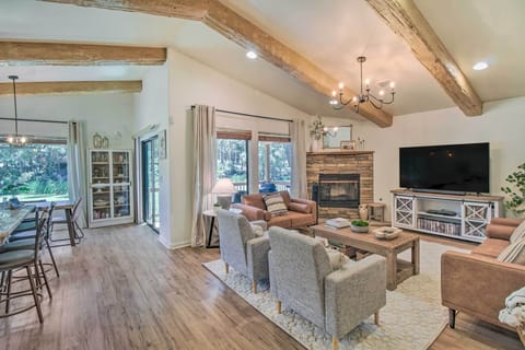 Lakeside Vacation Rental | 3BR | 2BA | 1,426 Sq Ft | Step-Free Access