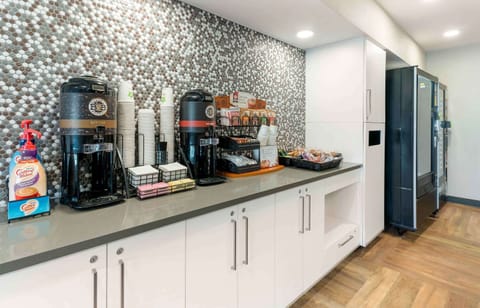 Free daily on-the-go breakfast