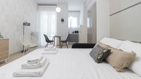 Apartment (0 Bedroom) | Interior