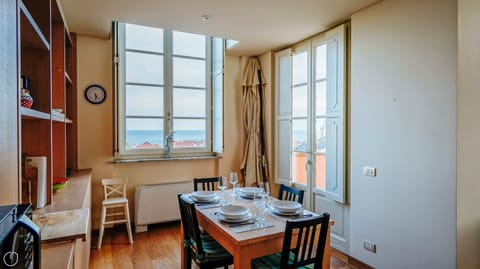 Apartment (2 Bedrooms) | Front of property