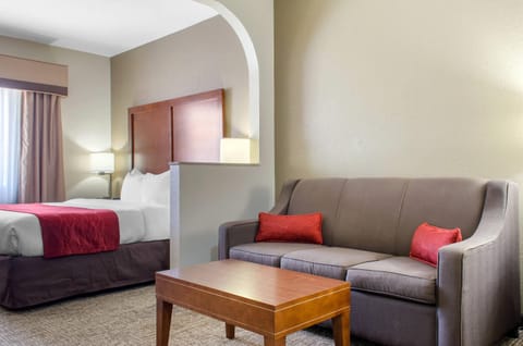 Suite, 1 King Bed, Non Smoking, Jetted Tub | Down comforters, pillowtop beds, in-room safe, individually decorated