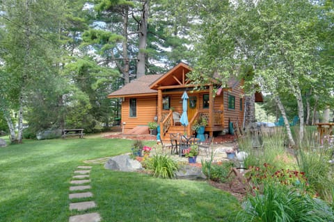 Minocqua Vacation Rental | 900 Sq Ft | 2BR | 1BA | Stairs Required