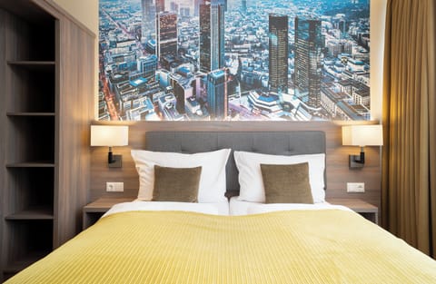 Design Double or Twin Room | Desk, soundproofing, iron/ironing board, free WiFi