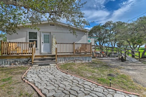 Rockport Vacation Rental | Studio | 1BA | Stairs Required | 360 Sq Ft