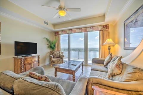 Orlando Vacation Rental | 2BR | 2BA | 1,169 Sq Ft | Step-Free Access w/ Elevator