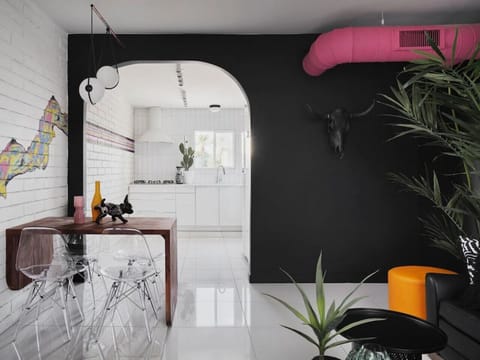 Open-concept of the dining area, in between the kitchen and living area