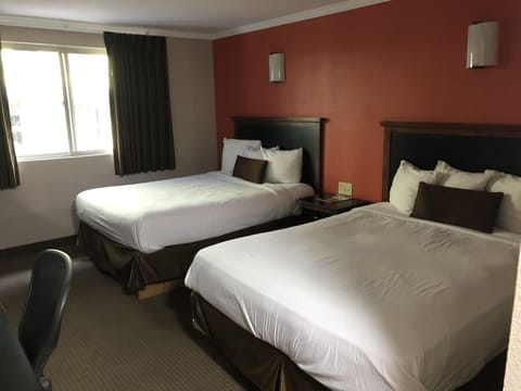 Standard Room, 2 Queen Beds | Desk, free WiFi