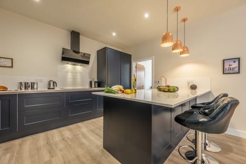 Ground floor: A smart well-equipped kitchen