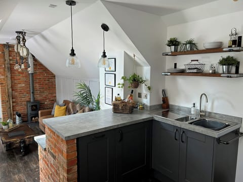 Cottage | Interior