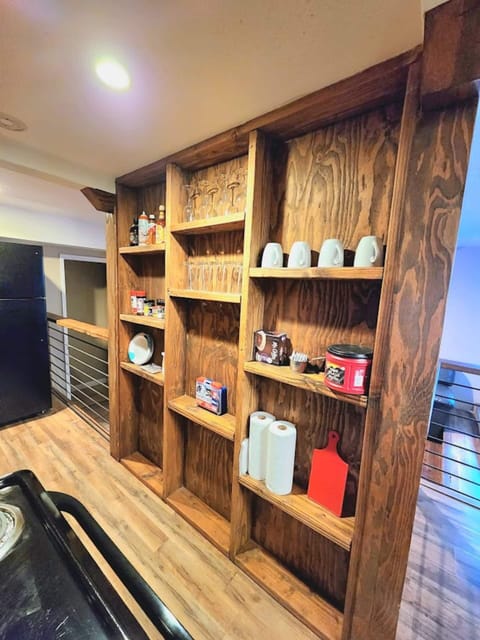 There is a full size kitchen that is fully stocked with all of the dishes and cookware you will need during your stay. We also supply soaps, paper towels, coffee, creamer, and sugar.