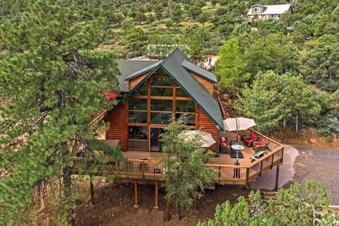 It really is as secluded and gorgeous as it looks!