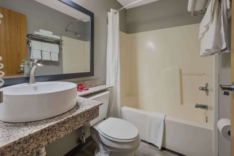 Standard Room, 2 Queen Beds, Non Smoking, Refrigerator & Microwave | Bathroom | Free toiletries, hair dryer, towels, soap