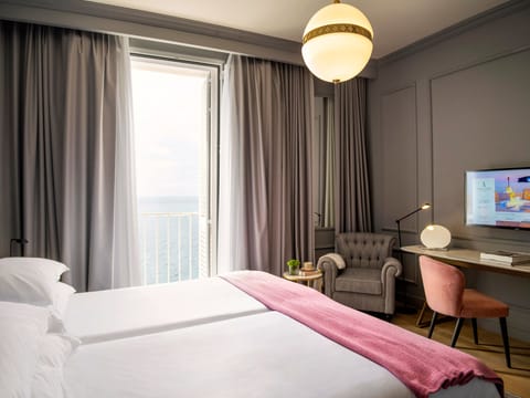 Villa Odak Superior Double Room Sea View | Minibar, in-room safe, individually furnished, desk