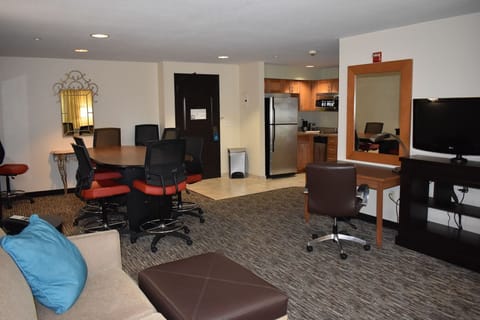 Premium bedding, pillowtop beds, in-room safe, individually furnished