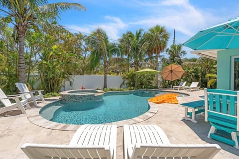 House, 2 Bedrooms | Pool