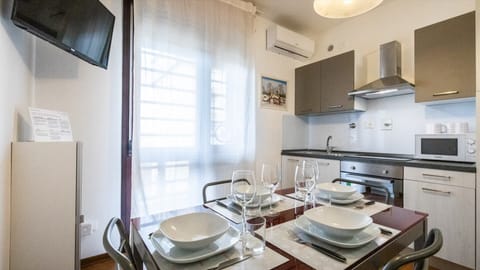 Apartment (1 Bedroom) | Private kitchen | Fridge, microwave, oven, electric kettle
