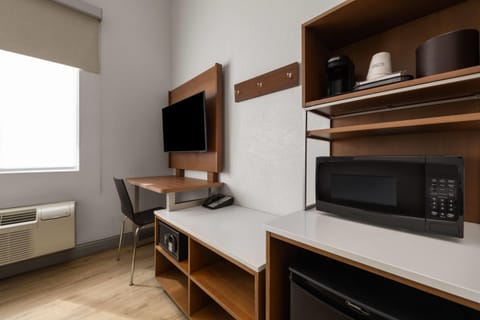 Free WiFi, bed sheets, alarm clocks