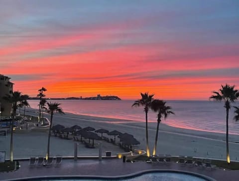 Amazing views from your balcony. Glass of wine anyone? AWWW, how relaxing...