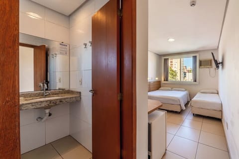 Executive Triple Room | Free WiFi, bed sheets