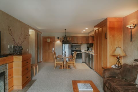 1 bedroom, in-room safe, iron/ironing board, free WiFi