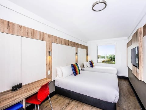 Classic Triple Room, Multiple Beds | Blackout drapes, free WiFi, bed sheets