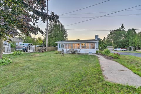 East Tawas Vacation Rental | 2BR | 1BA | 720 Sq Ft | 7 Steps to Access