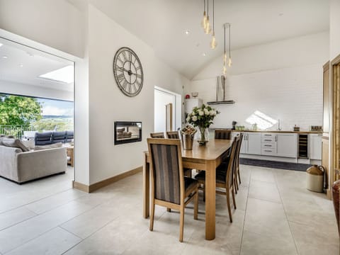Dining Area | Y Gelli, Pontyates