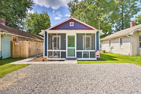 Colonial Beach Vacation Rental | 1BR | 1BA | 516 Sq Ft | Steps Required