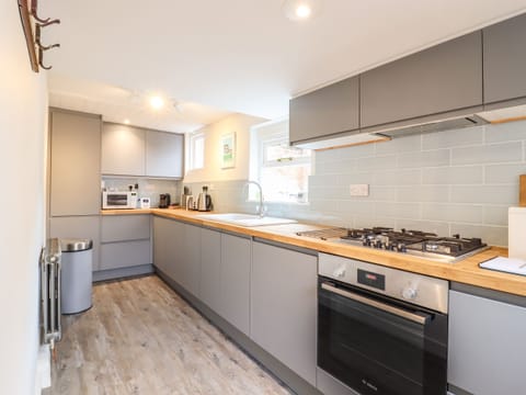 Fridge, dishwasher, electric kettle, toaster